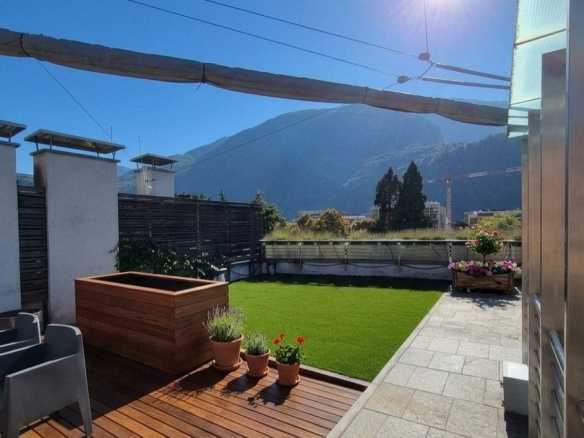 “IL PENTHOUSE” Il GIARDINO SOPRA PIAZZA WALTHER  BOLZANO- ALTO-ADIGE