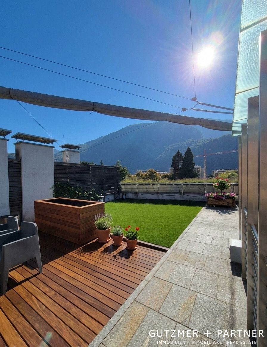 “IL PENTHOUSE” Il GIARDINO SOPRA PIAZZA WALTHER  BOLZANO- ALTO-ADIGE