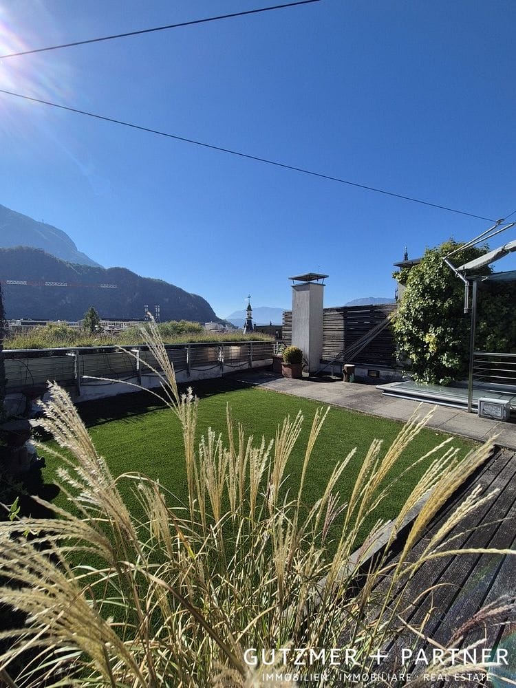 “IL PENTHOUSE” Il GIARDINO SOPRA PIAZZA WALTHER  BOLZANO- ALTO-ADIGE