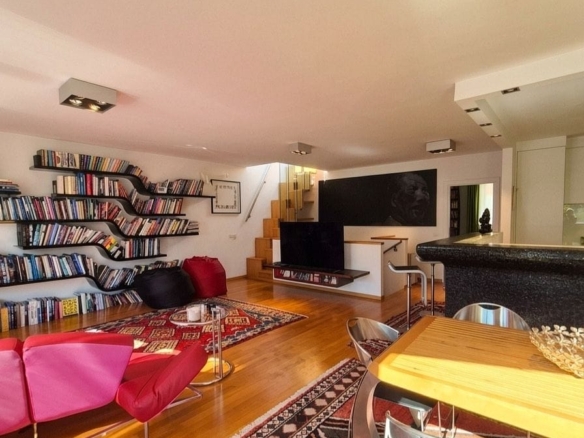 “IL PENTHOUSE” Il GIARDINO SOPRA PIAZZA WALTHER  BOLZANO- ALTO-ADIGE