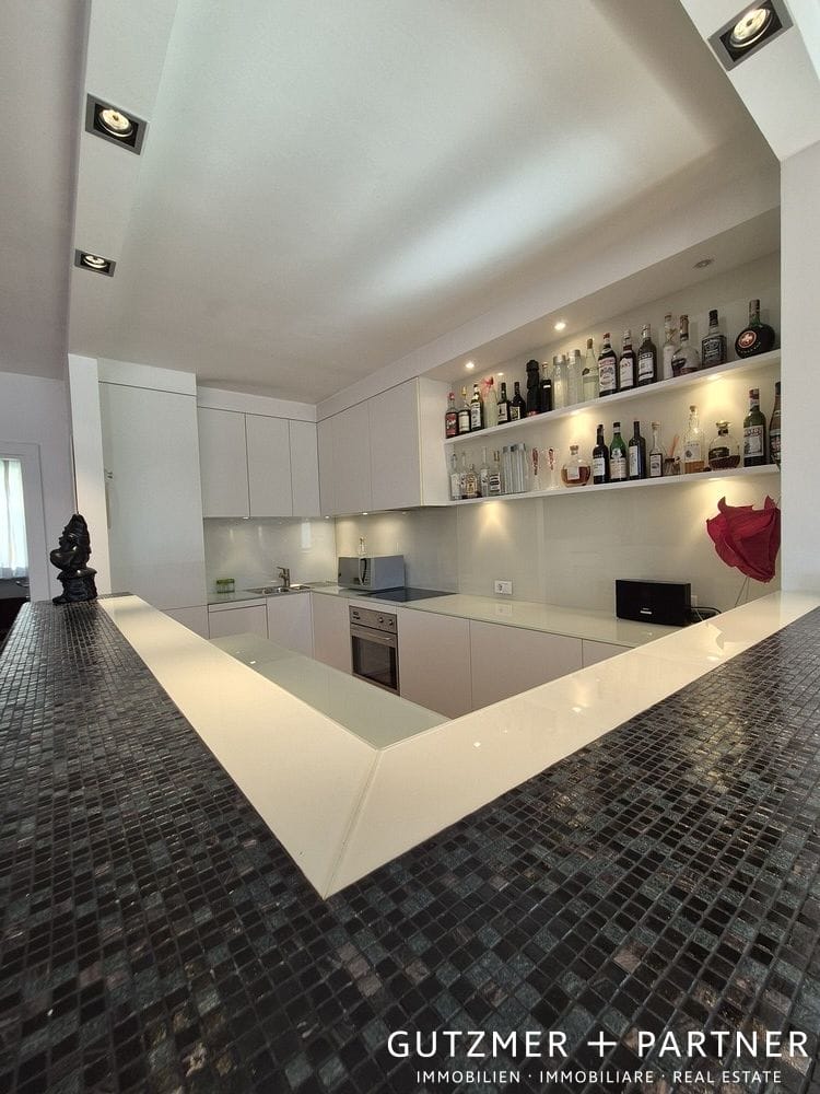 “IL PENTHOUSE” Il GIARDINO SOPRA PIAZZA WALTHER  BOLZANO- ALTO-ADIGE