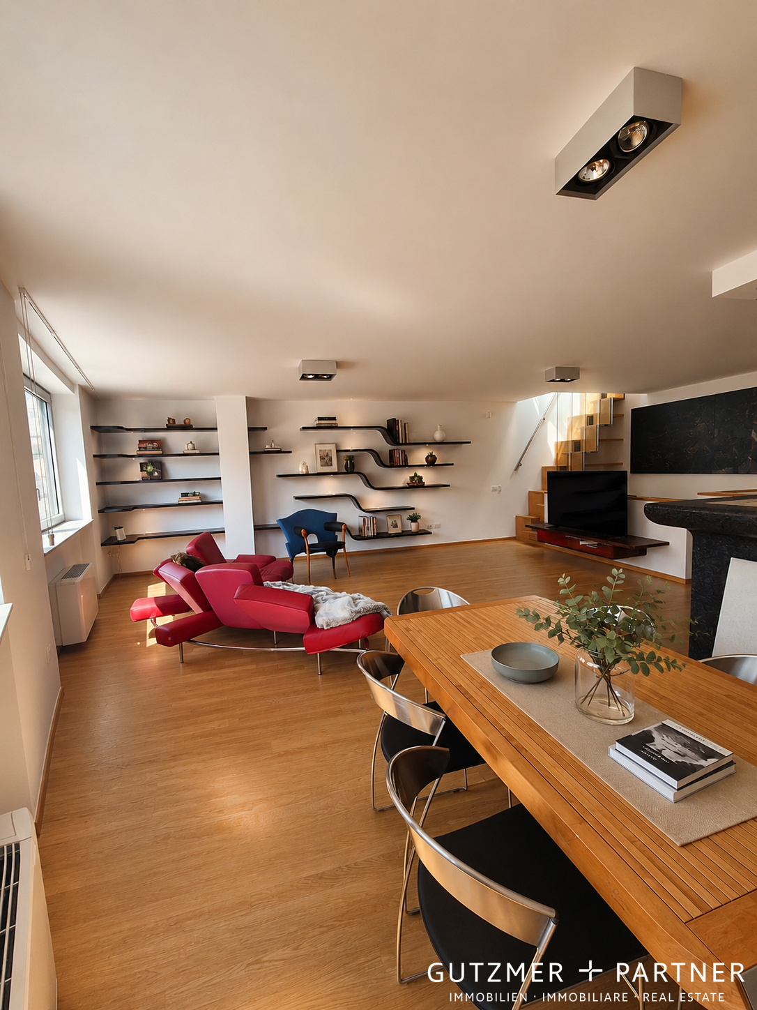 file_0000000007e4720a9d158ec42fe27393 “THE PENTHOUSE” THE GARDEN ABOVE PIAZZA WALTHER Bolzano – South Tyrol