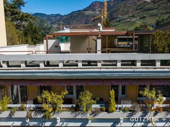 Attico duplex con vista mozzafiato a Gries  Via Max Valier . Bolzano NUOVO PREZZO Euro 1.195.000!