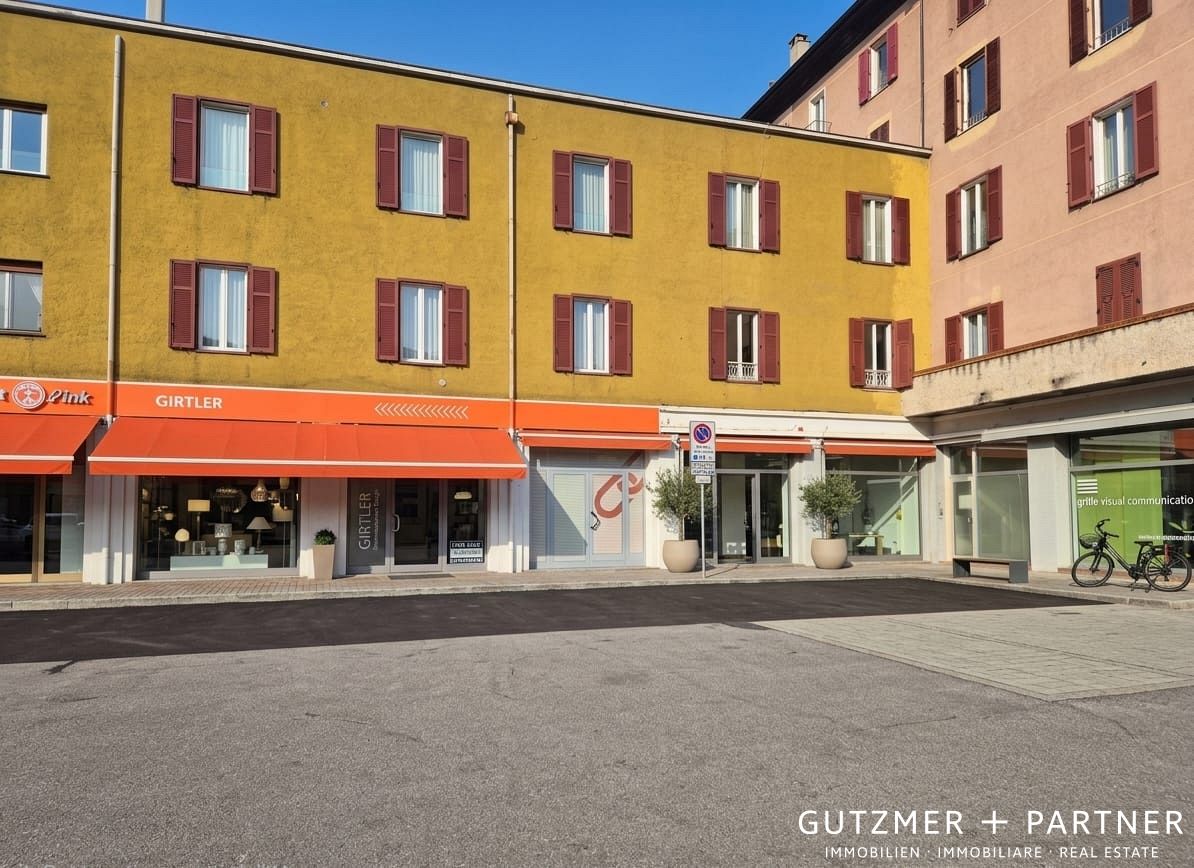 Lungo Talvera – Ponte Druso, BZ  Negozio/Ufficio di 115 m² su 2 livelli   Euro 350.000,00