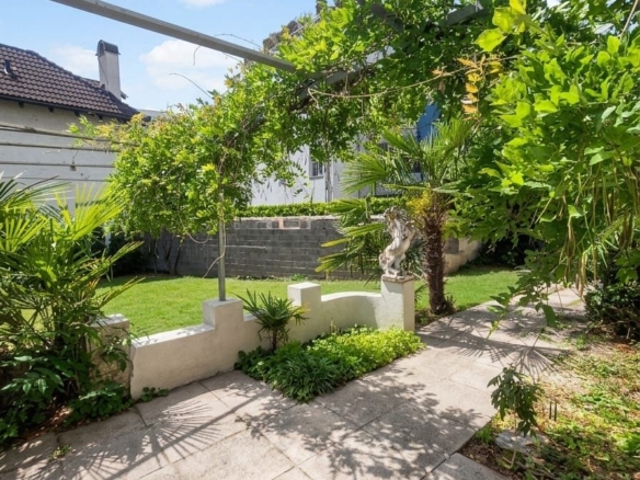 Il tuo giardino privato ed esclusivo a Merano.  Appartamento 5 stanze  Merano, Via Piave