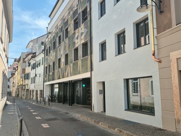 SUPER-PENTHOUSE, über den Dächern der Altstadt, Bozen Am Franziskanerkloster gesamte oberste Etage (fünfte), 245 m2