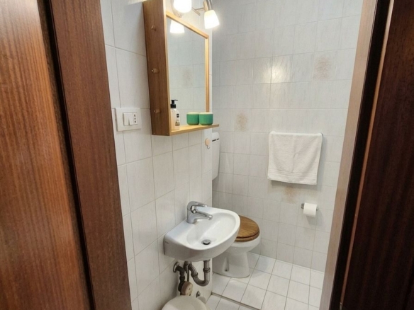 Exclusive 5-room apartment with a stunning private garden  Merano, Via Piave