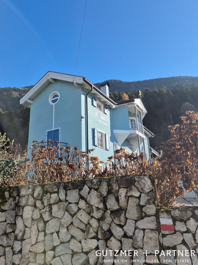 Zuhause, mein Heim  Ein Lebenstraum in Buchholz bei Salurn (BZ) Südtirol . Dolomiten