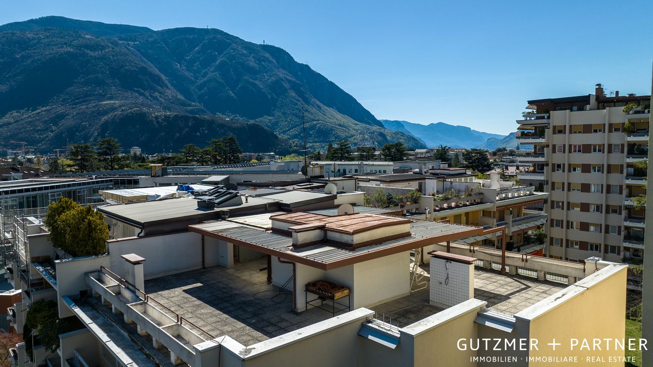 Attico duplex con vista mozzafiato a Gries  Via Max Valier . Bolzano NUOVO PREZZO Euro 1.195.000!