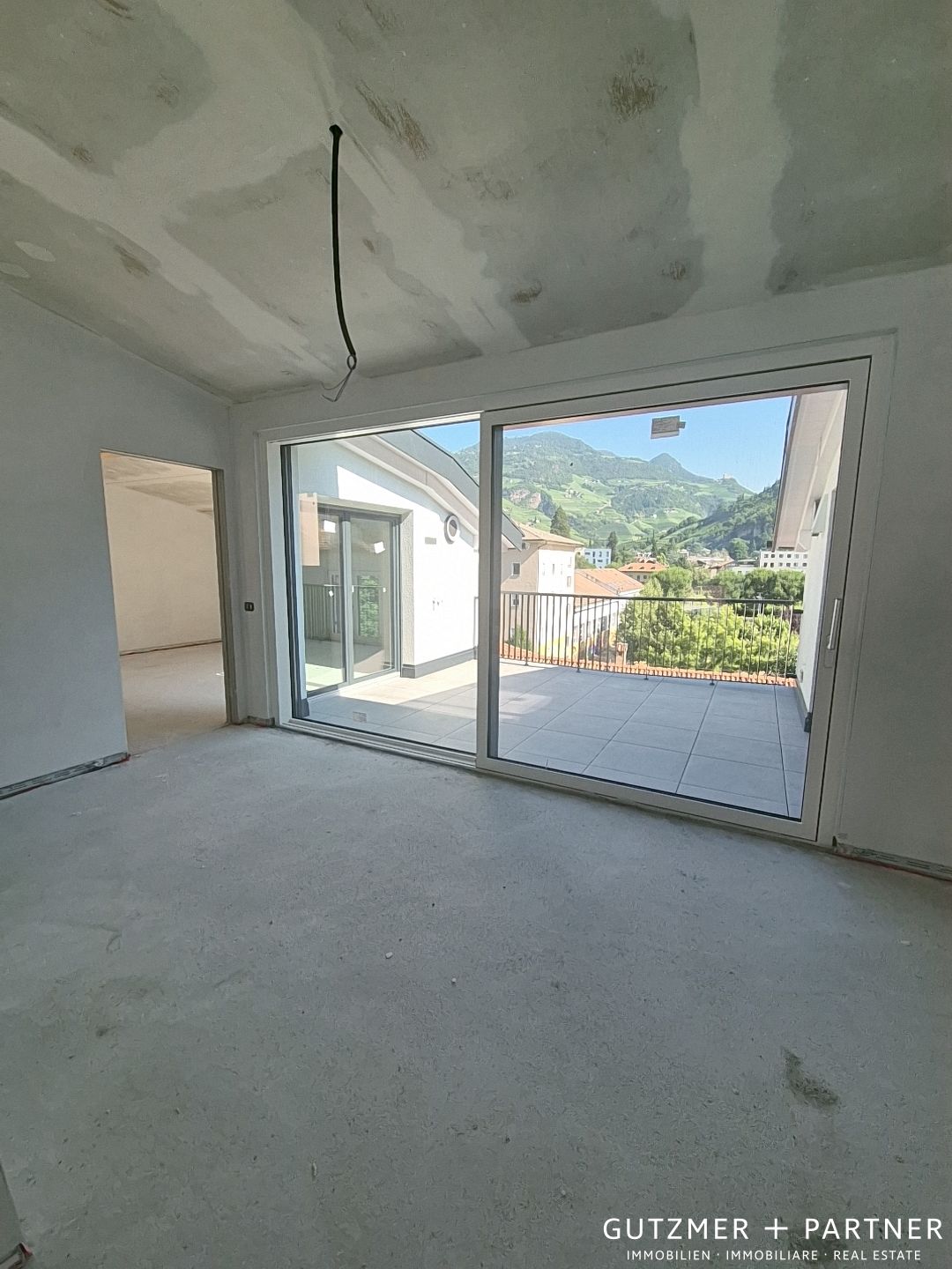 SUPER-PENTHOUSE, über den Dächern der Altstadt, Bozen Am Franziskanerkloster gesamte oberste Etage (fünfte), 245 m2