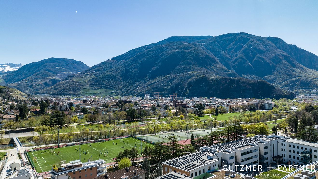 Attico duplex con vista mozzafiato a Gries  Via Max Valier . Bolzano NUOVO PREZZO Euro 1.195.000!