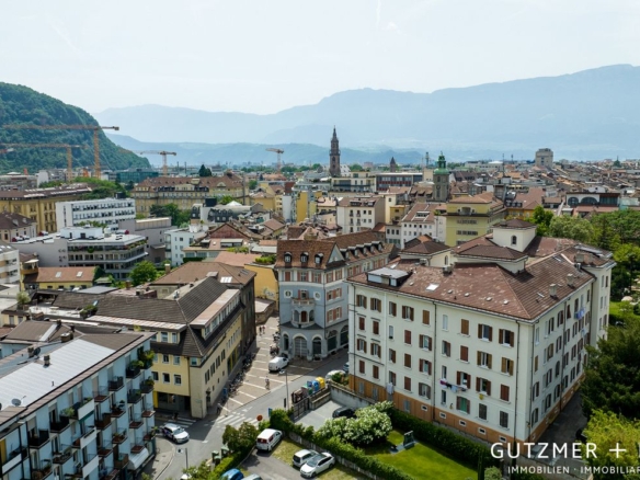 Quadrilocale 140 m² Piazza Dodiciville / Bolzano Centro storico “L’investimento”