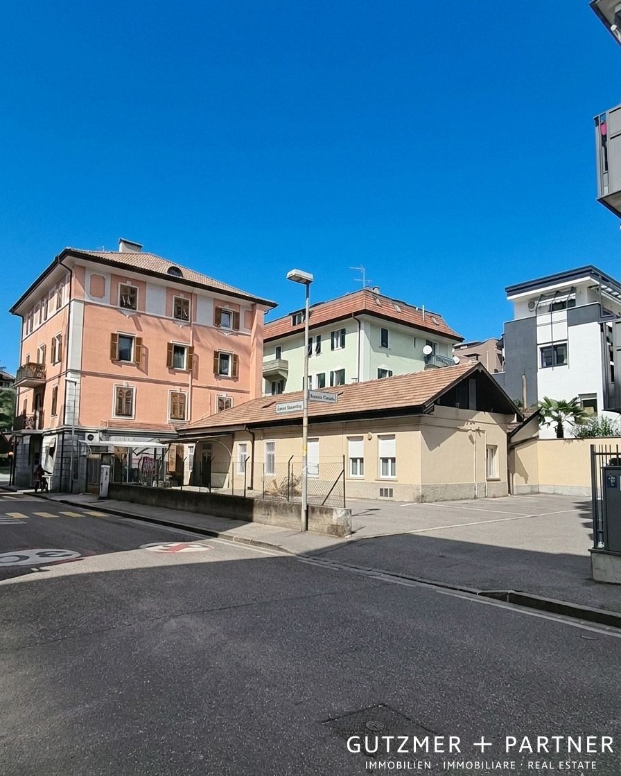 INTERO CONDOMINIO in vendita ESCLUSIVA a Bolzano. Tutto sotto un tetto ! Bolzano . Oltrisarco