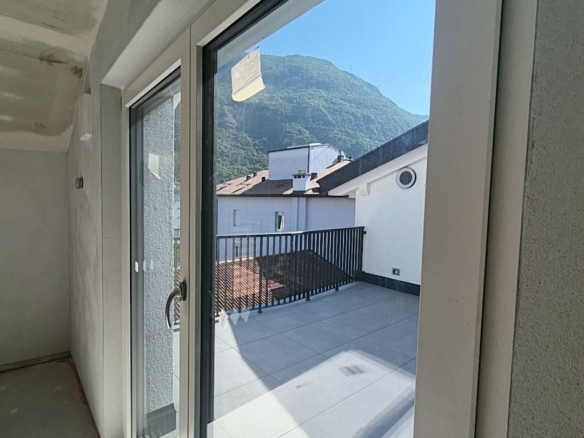 SUPER-PENTHOUSE, über den Dächern der Altstadt, Bozen Am Franziskanerkloster gesamte oberste Etage (fünfte), 245 m2