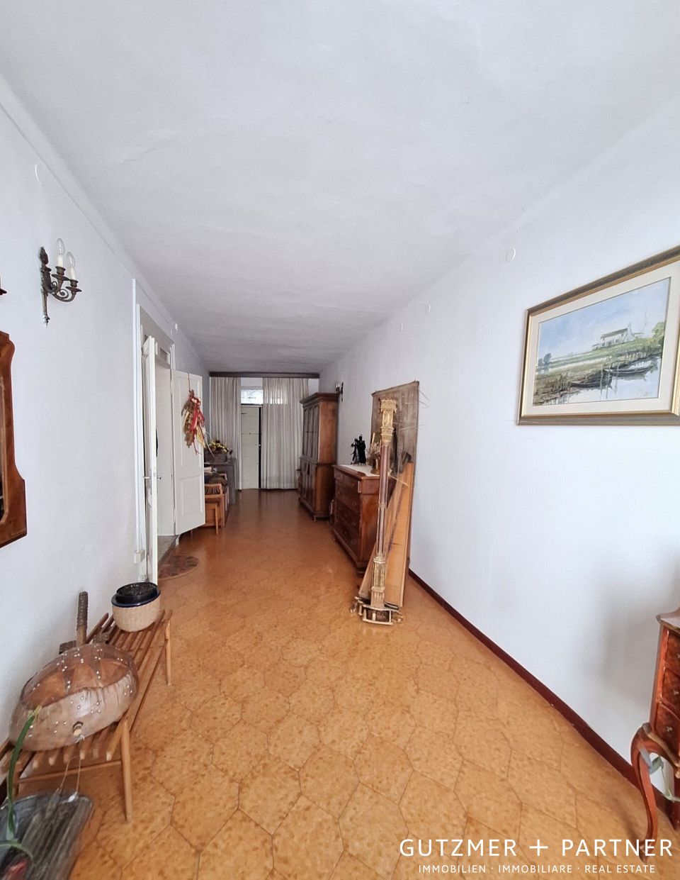 La “Casa del Dottore”  Palazzetto storico del 1880 in pieno centro storico Corso del Popolo . Rovigo . Veneto .