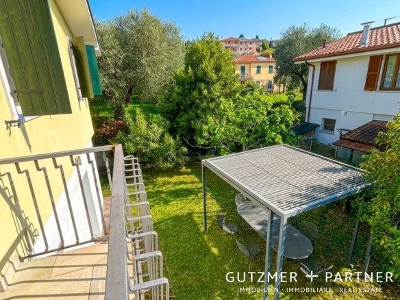 Elegante villetta singola con vista lago a pochi passi da Bardolino, Lago di Garda
