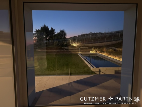 VILLA DI LUSSO CON VISTA LAGO DI GARDA con piscina . A Negrar Valpolicella VR