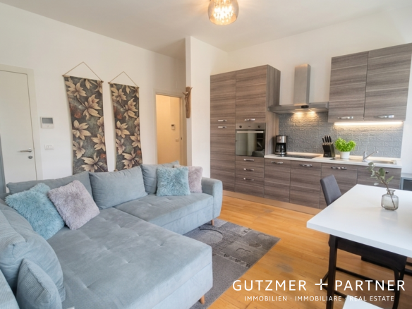 ZENTRUM BOZEN . ATTIKO-Wohnung (letzter Stock) Weintraubengasse