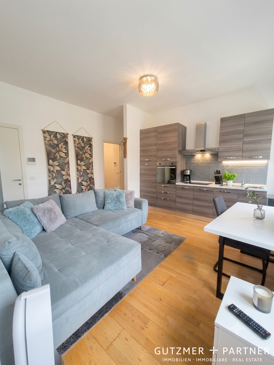 1 Downtown BOLZANO. Penthouse-Apartment (top floor) Via Grappoli