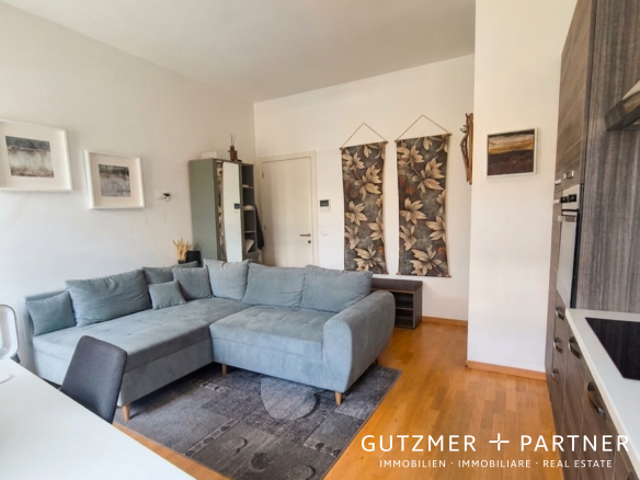 ZENTRUM BOZEN . ATTIKO-Wohnung (letzter Stock) Weintraubengasse