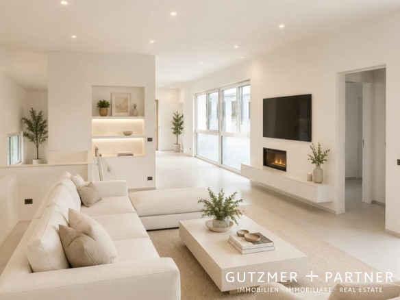 ULTIMA disponibilità: SUPER-PENTHOUSE  ultimo piano intero (quinto), 245 m2 Sopra i tetti del centro storico a Bolzano