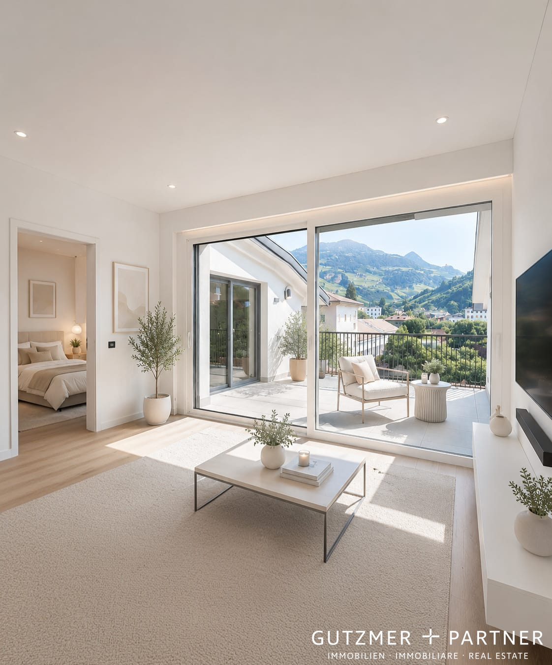 ULTIMA disponibilità: SUPER-PENTHOUSE  ultimo piano intero (quinto), 245 m2 Sopra i tetti del centro storico a Bolzano