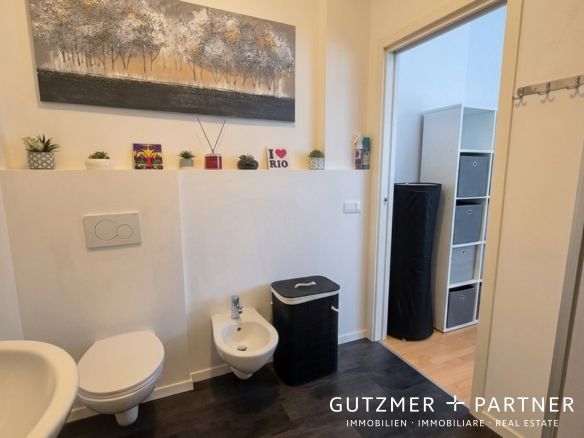 ZENTRUM BOZEN . ATTIKO-Wohnung (letzter Stock) Weintraubengasse