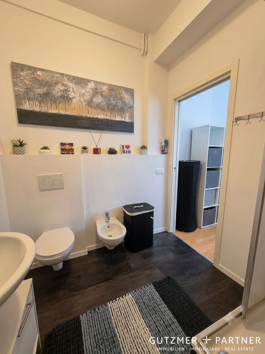 6 Downtown BOLZANO. Penthouse-Apartment (top floor) Via Grappoli