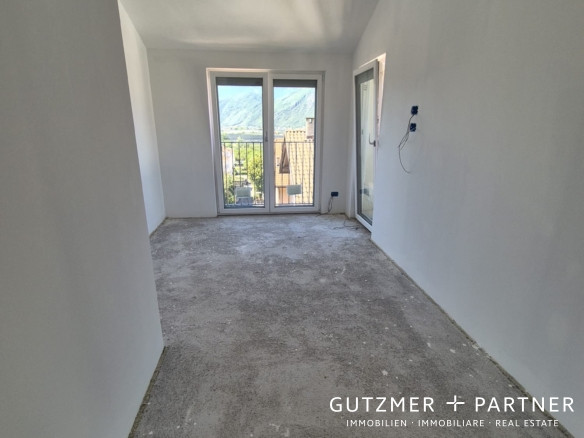 Villa trifamiliare – ULTIMA disponibilità: attico al 2° piano Pineta di Laives (BZ)