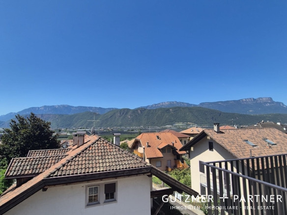 Villa trifamiliare – ULTIMA disponibilità: attico al 2° piano Pineta di Laives (BZ)
