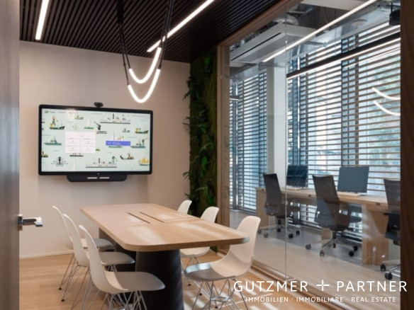 Negozio/ufficio 2. Piano, 220 m2, Bolzano Via Cassa di Risparmio