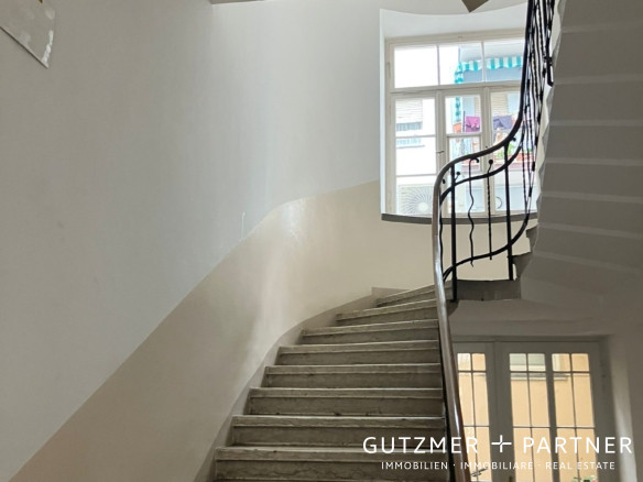Beautiful, charming 5-room-apartment In a historic building Via Catinaccio, Bolzano, historic center