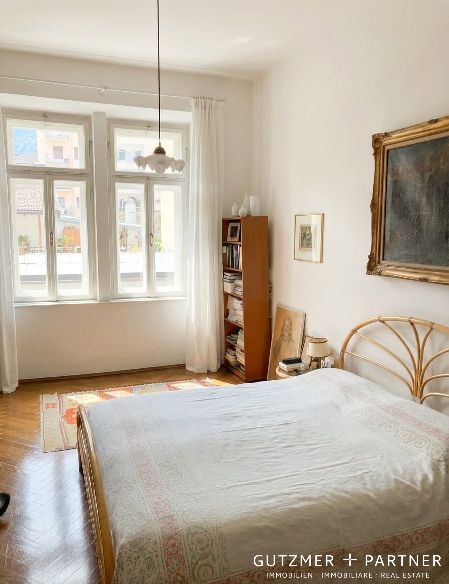 Beautiful, charming 5-room-apartment In a historic building Via Catinaccio, Bolzano, historic center