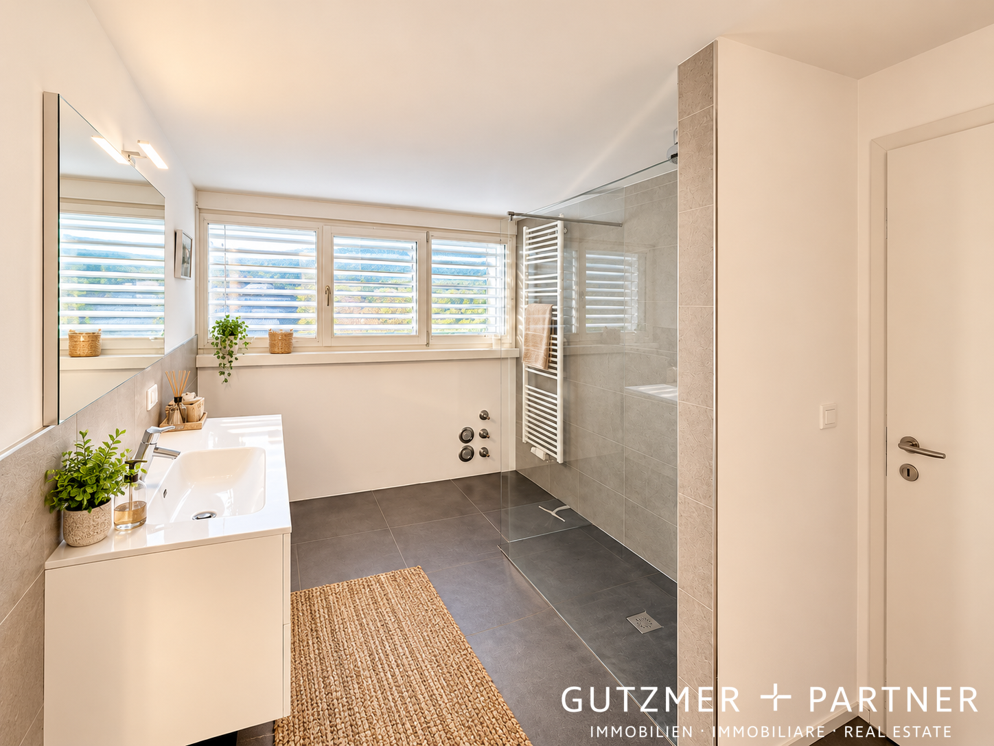 BOLZANO CENTRO – ATTICO ESCLUSIVO Duplex CON TERRAZZA PRIVATA BOLZANO CENTRO – Via Catinaccio Alto-Adige