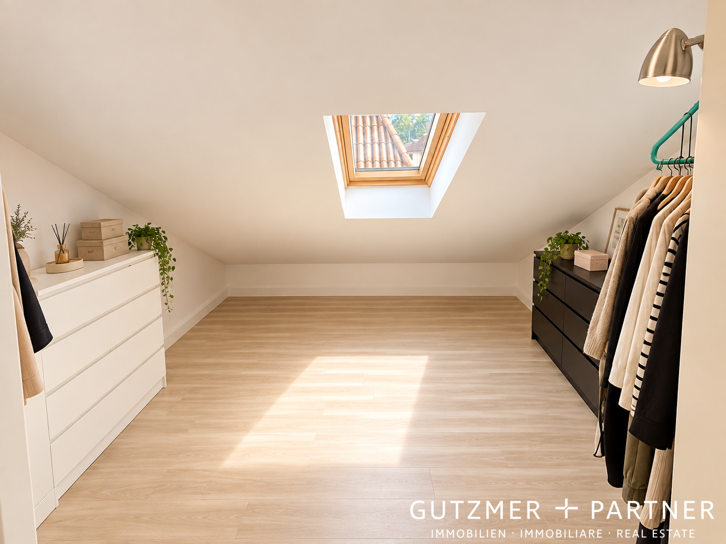 BOLZANO CENTRO – ATTICO ESCLUSIVO Duplex CON TERRAZZA PRIVATA BOLZANO CENTRO – Via Catinaccio Alto-Adige