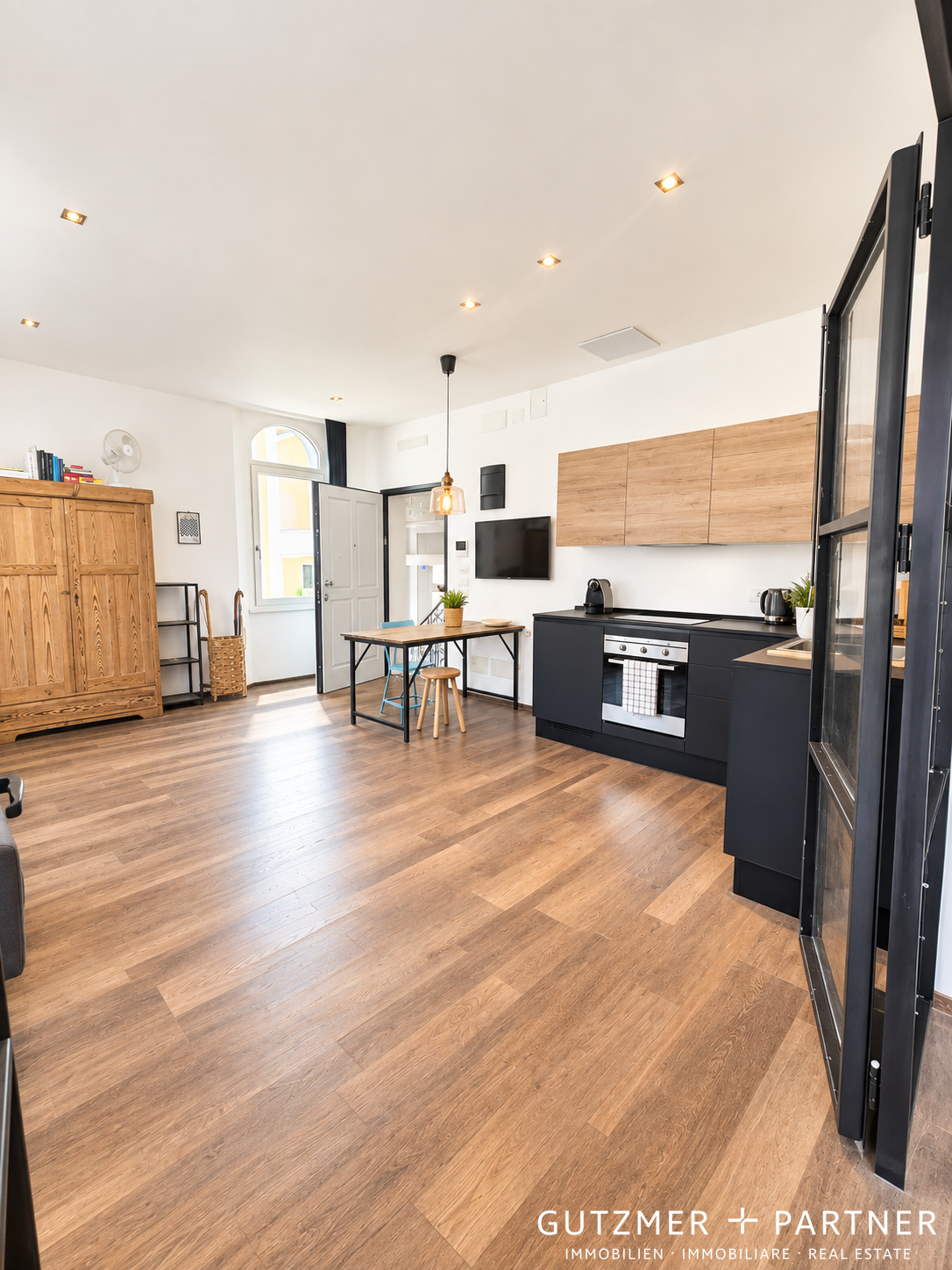 Eleganza e investimento nel cuore di Bolzano Via Rosmini, Bolzano