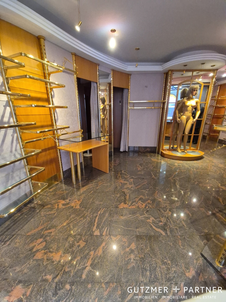 Locale Commerciale in AFFITTO nel Cuore del Centro Storico di Appiano APPIANO sulla strada del vino BZ