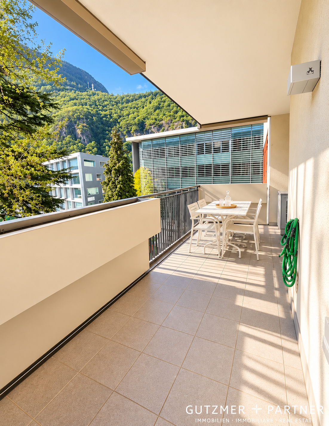 BOLZANO CENTRO – TRILOCALE CON TERRAZZONE | CASA CLIMA “A”   “City Living.Bz” a 2 passi dal Waltherpark.