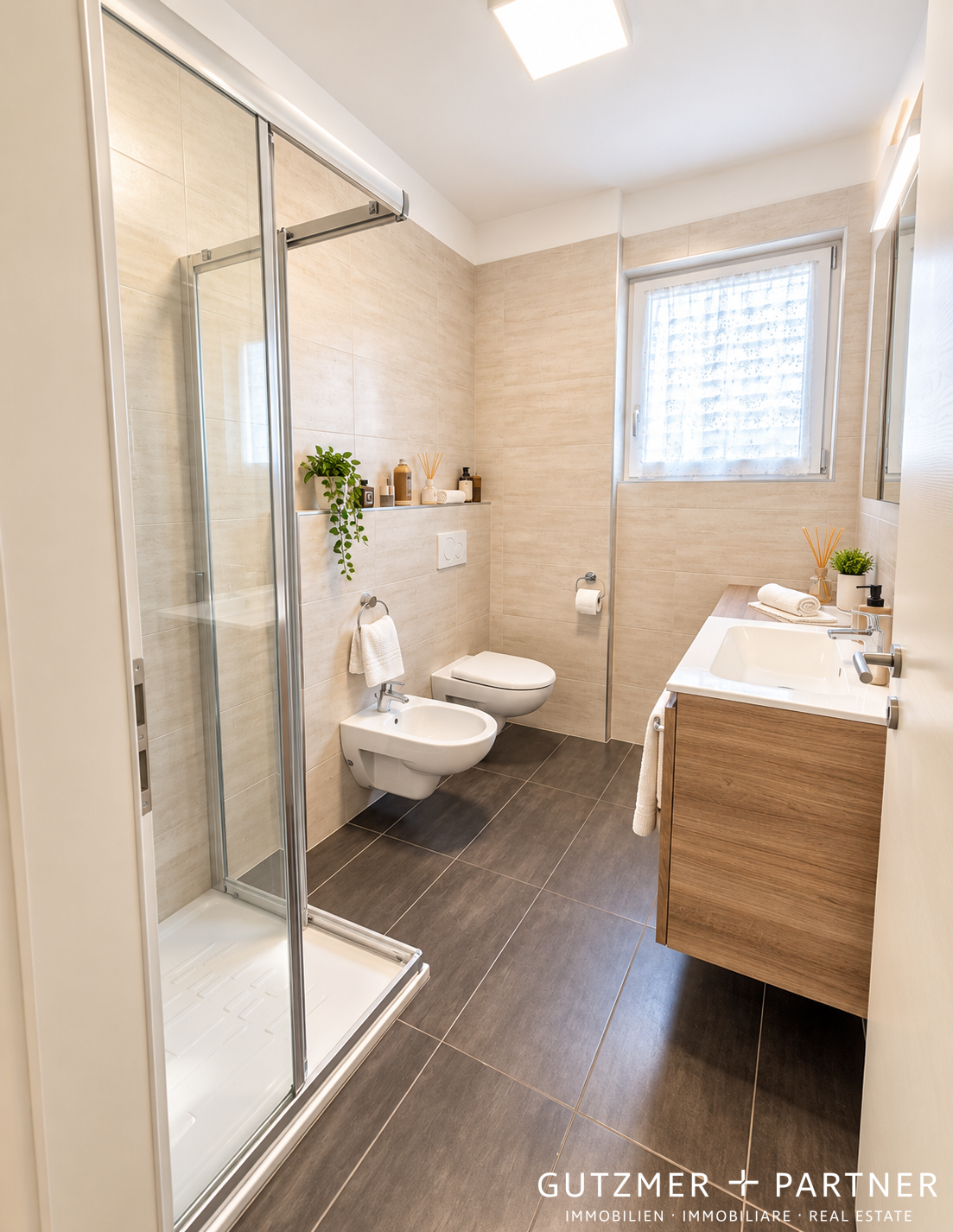 BOLZANO CENTRO – TRILOCALE CON TERRAZZONE | CASA CLIMA “A”   “City Living.Bz” a 2 passi dal Waltherpark.