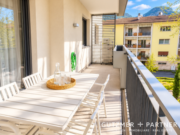 BOLZANO CENTRO – TRILOCALE CON TERRAZZONE | CASA CLIMA “A”   “City Living.Bz” a 2 passi dal Waltherpark.