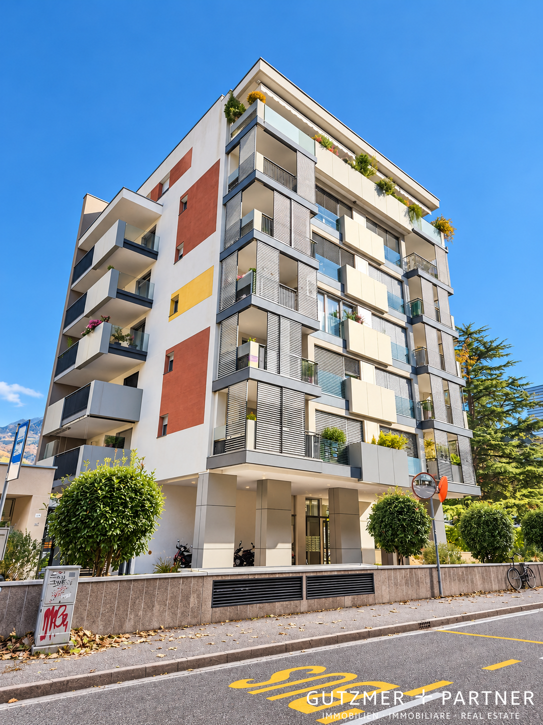 BOLZANO CENTRO – TRILOCALE CON TERRAZZONE | CASA CLIMA “A”   “City Living.Bz” a 2 passi dal Waltherpark.
